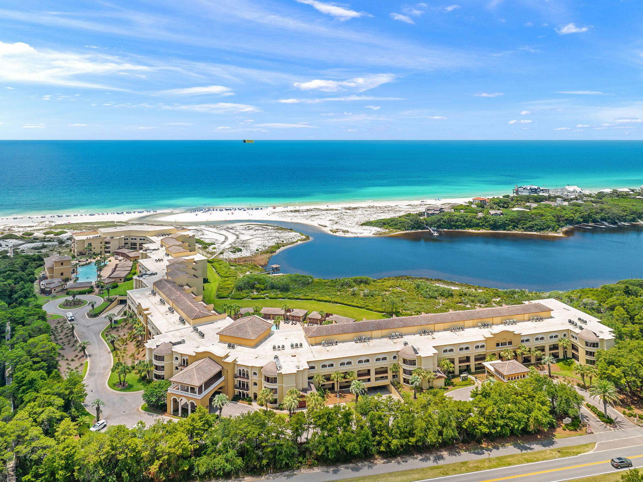 1363 W County Highway 30A UNIT 1119