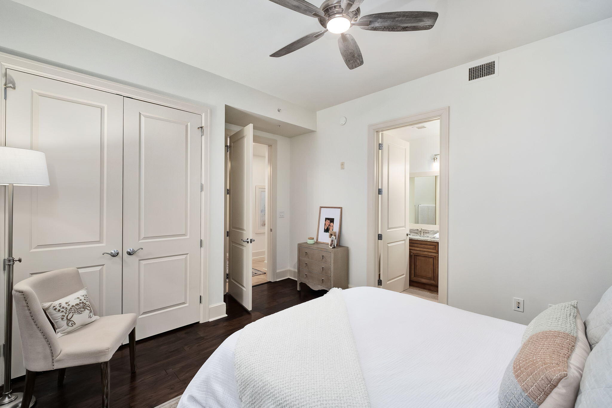 1363 W County Highway 30A UNIT 1119