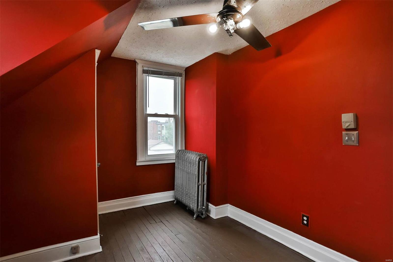 4142 Taft Avenue