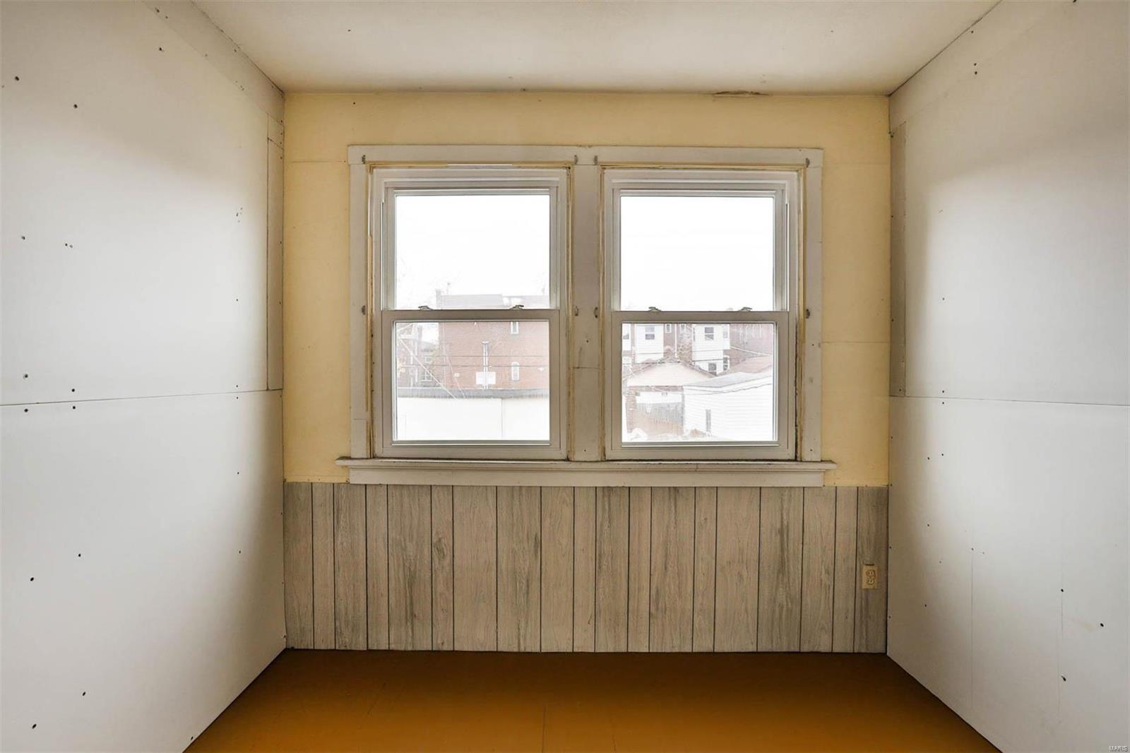 4142 Taft Avenue