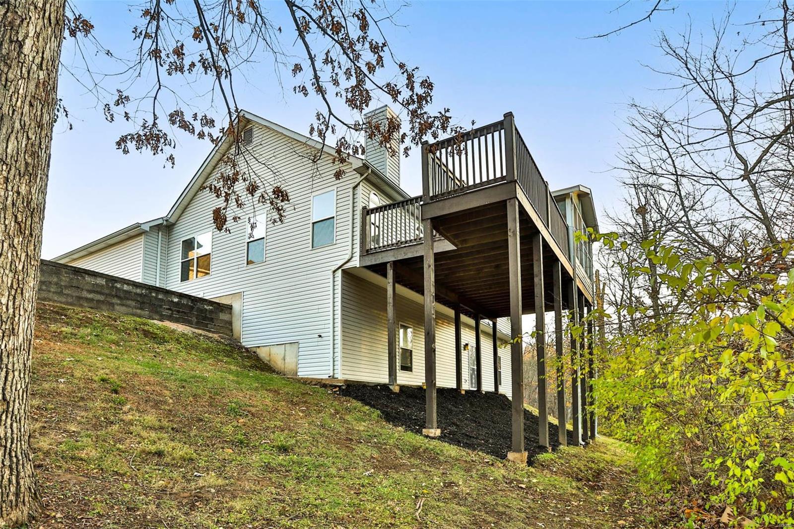 1520 White Dawn Court