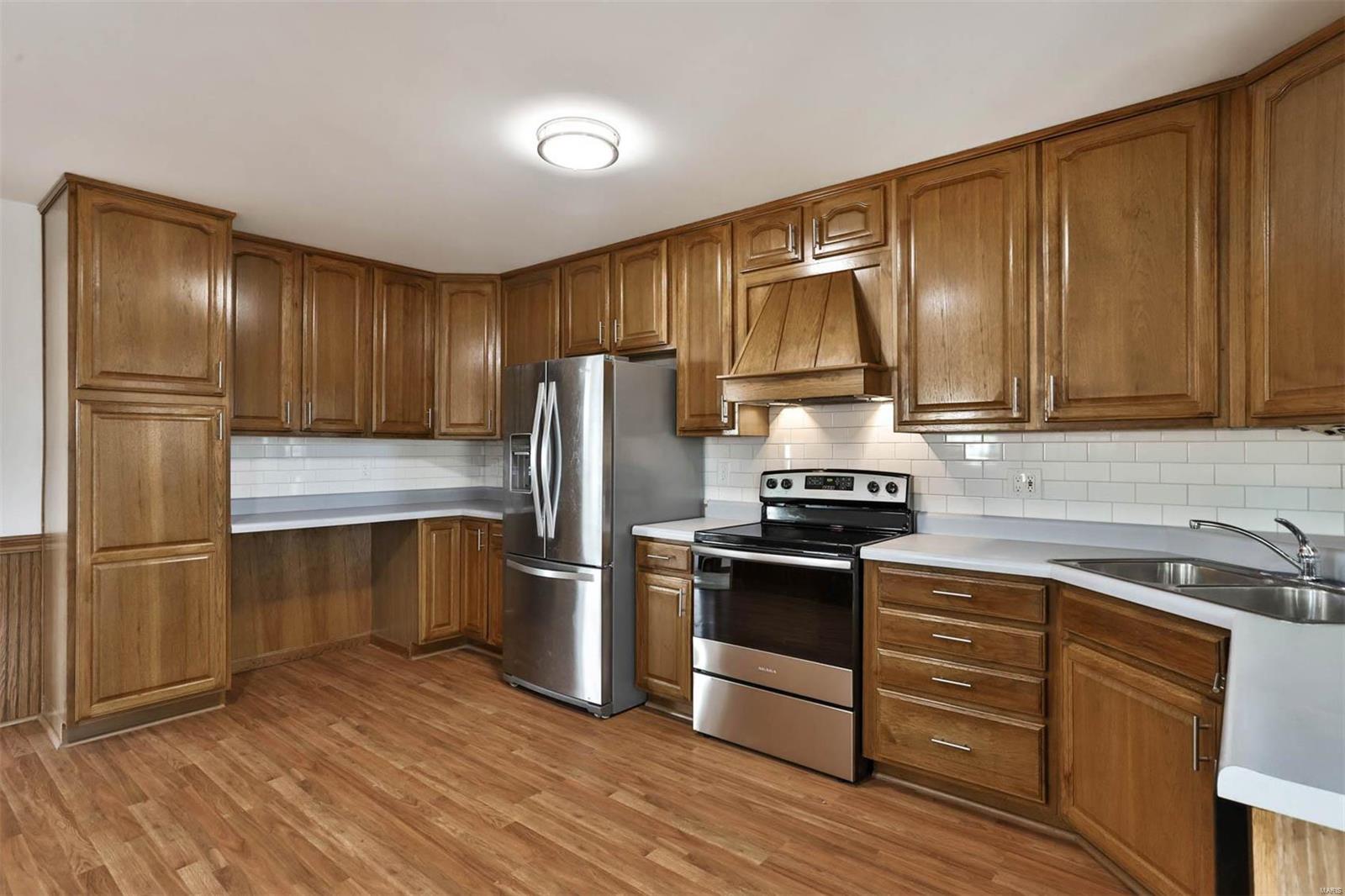 1520 White Dawn Court