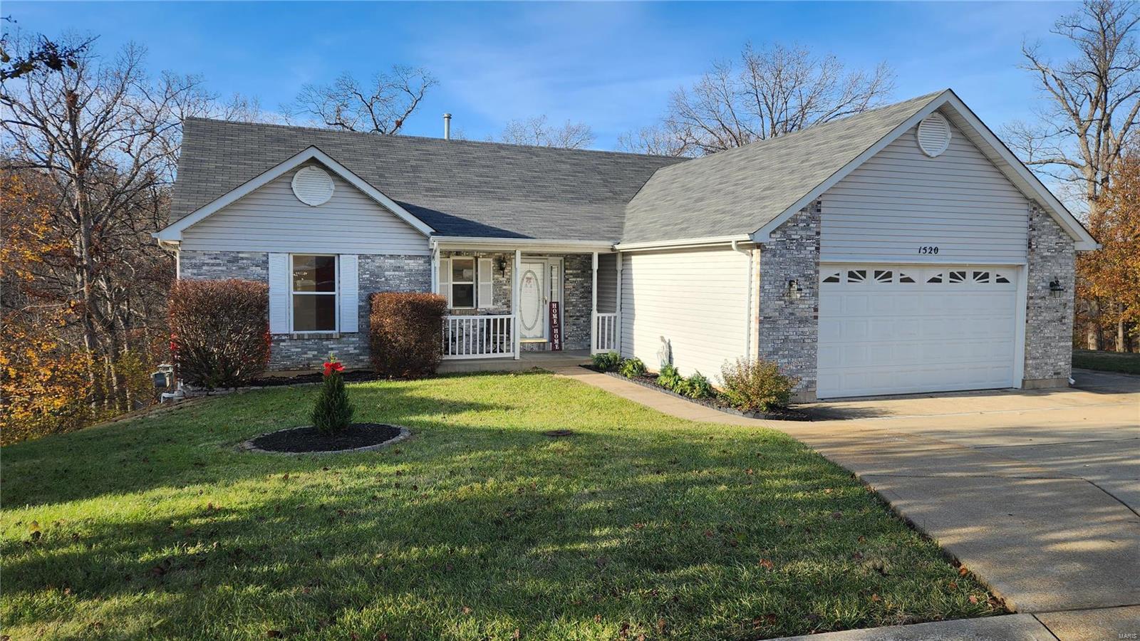 1520 White Dawn Court