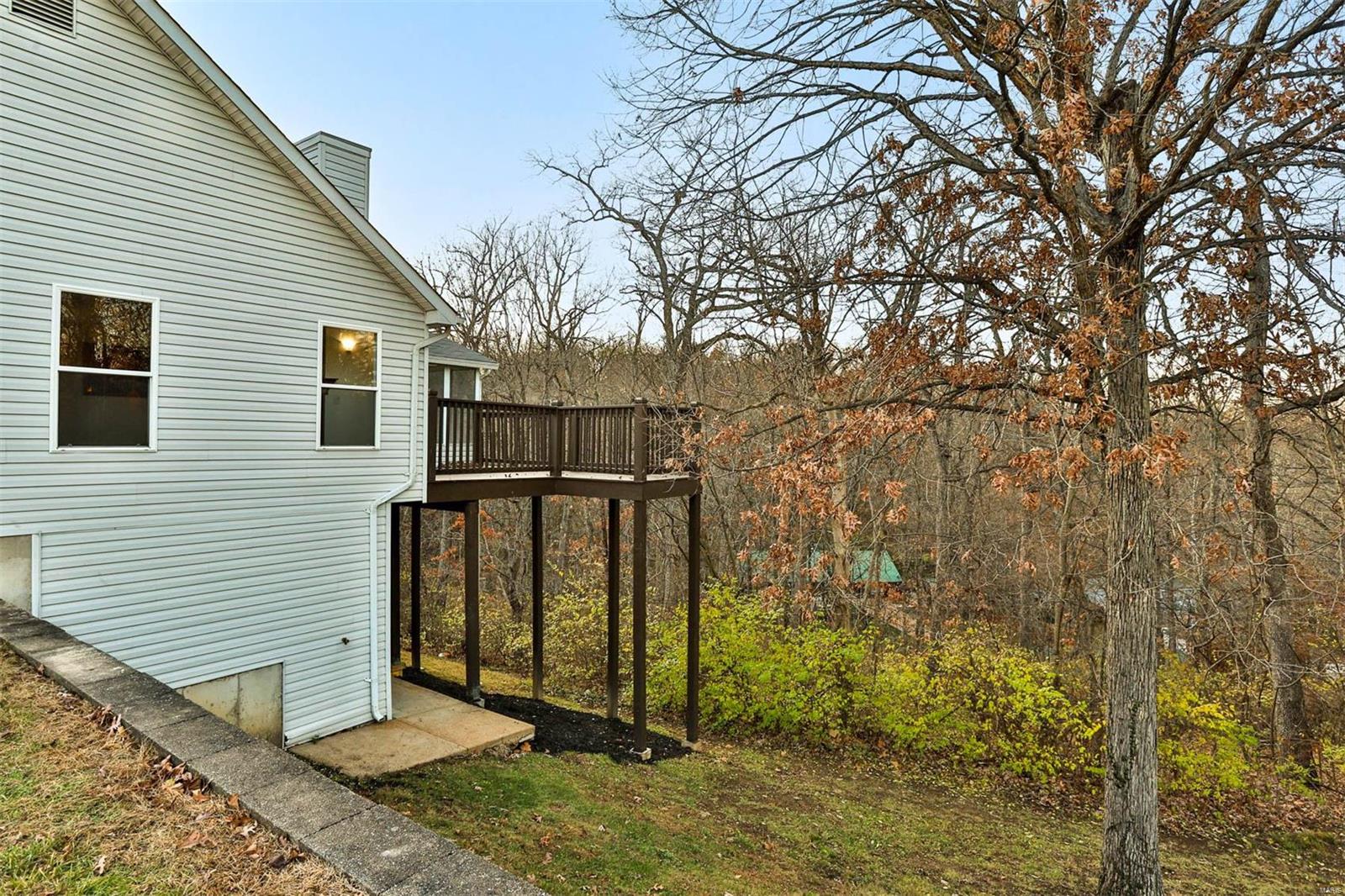 1520 White Dawn Court
