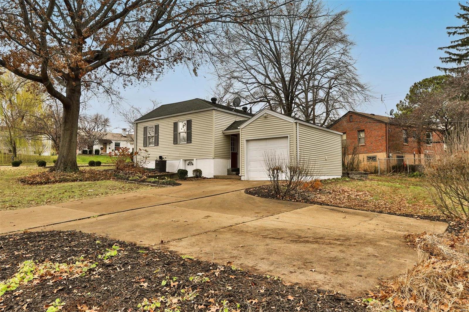 321 Carmel Drive