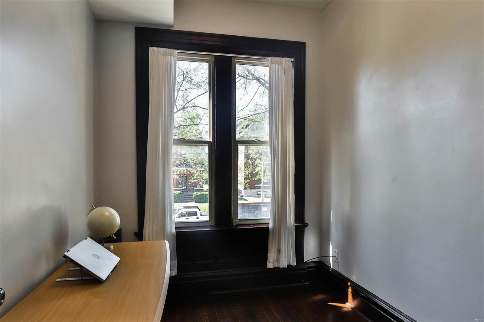 3219 Lafayette Avenue