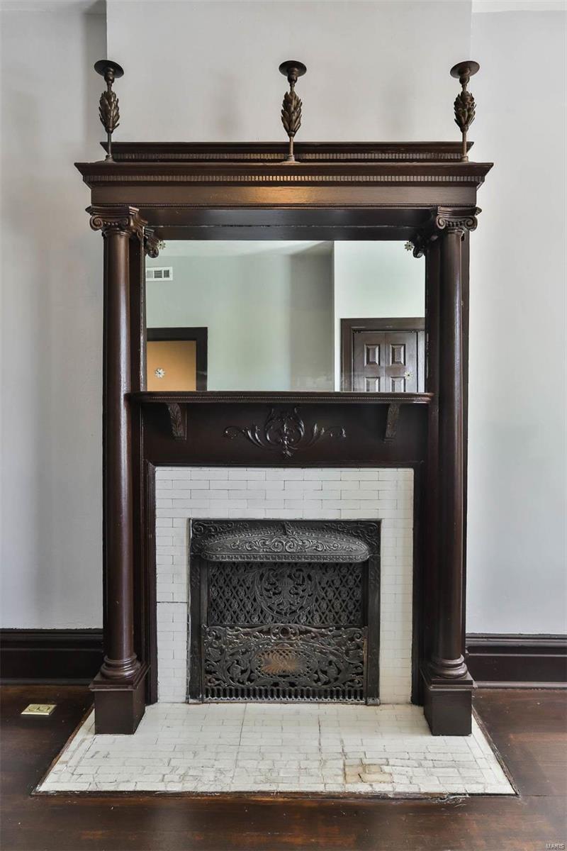 3219 Lafayette Avenue