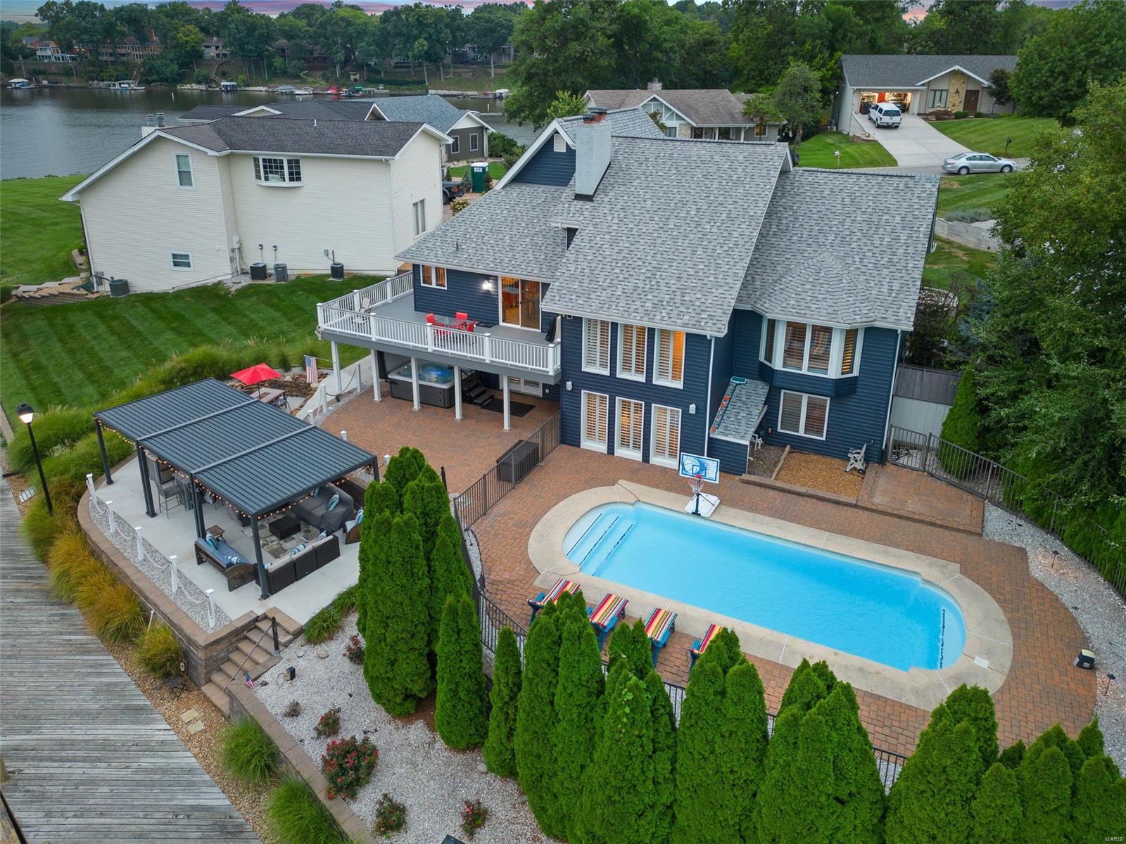 17 Harbor Point Court