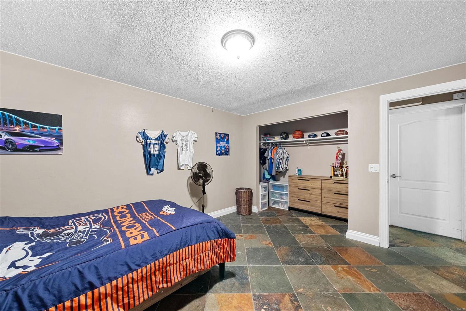 17 Harbor Point Court