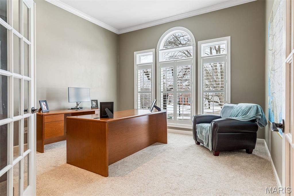 1040 Greystone Manor Parkway