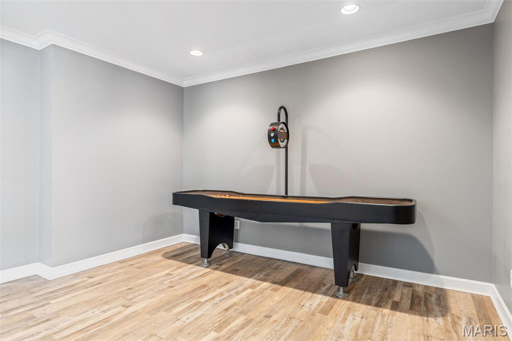 1040 Greystone Manor Parkway