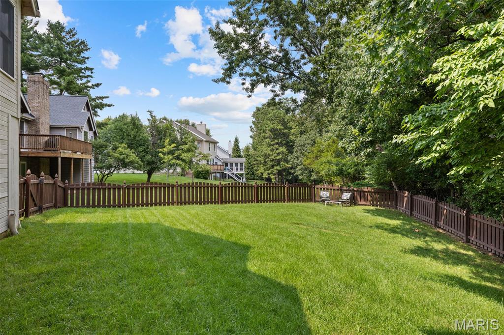 504 Robin Crest Court