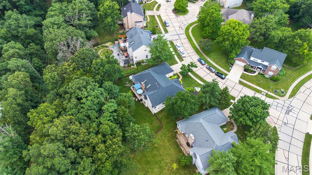 504 Robin Crest Court