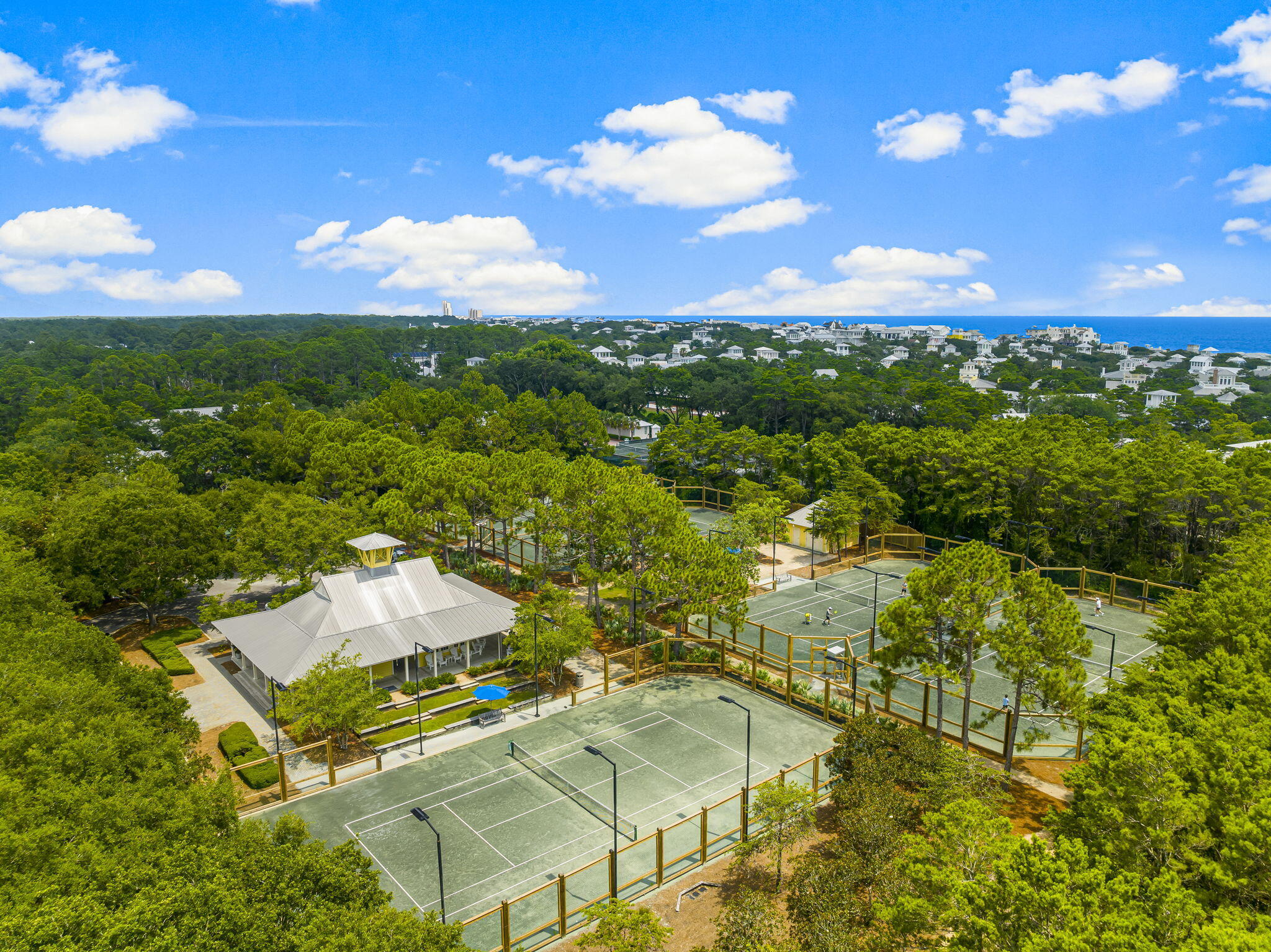 782 Western Lake Drive