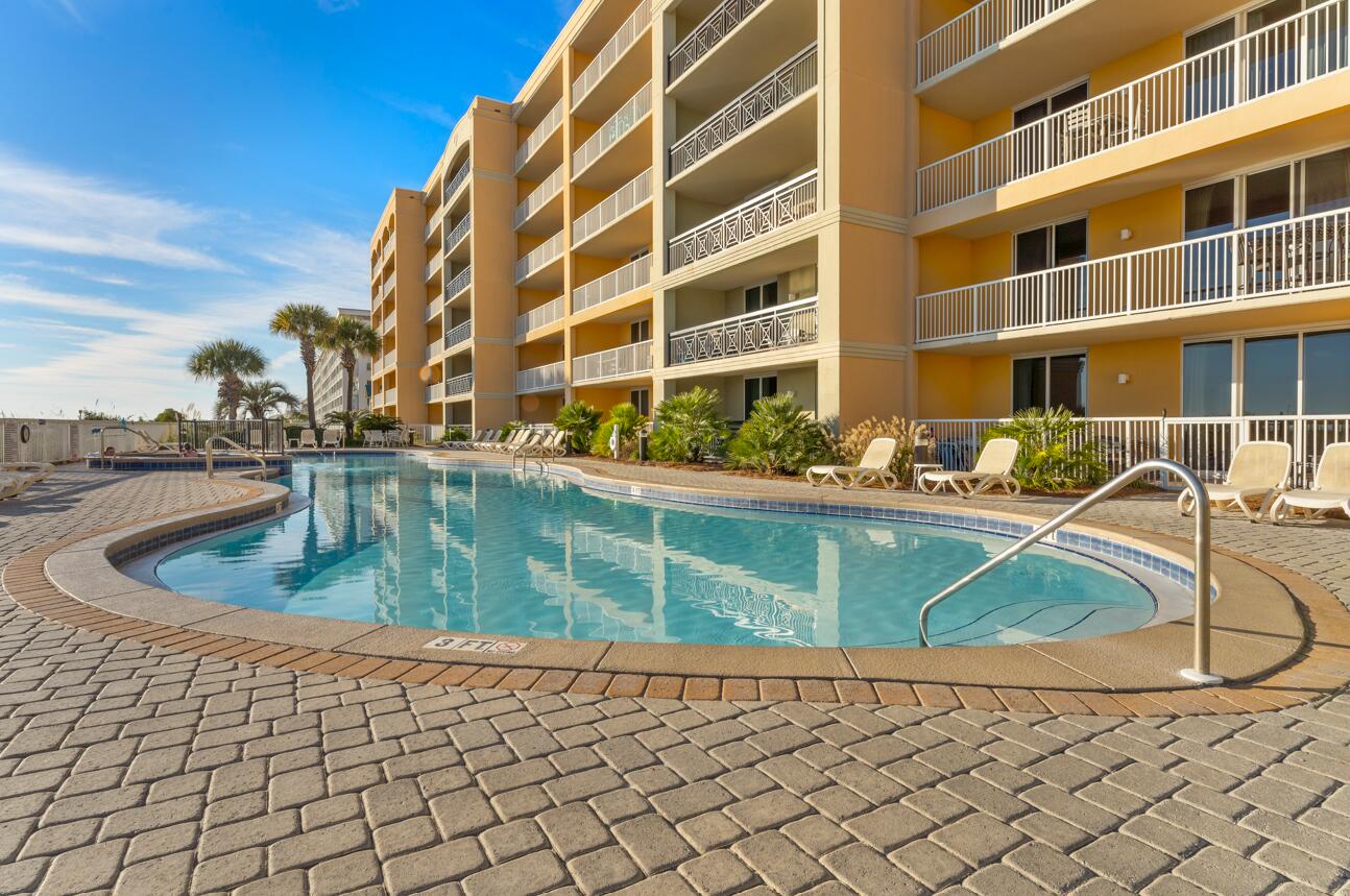 1150 Santa Rosa Boulevard, 422