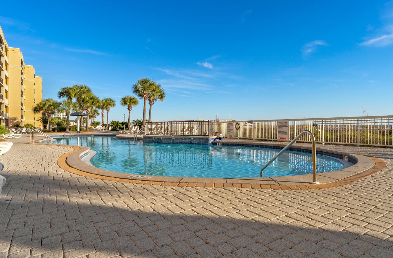 1150 Santa Rosa Boulevard, 422