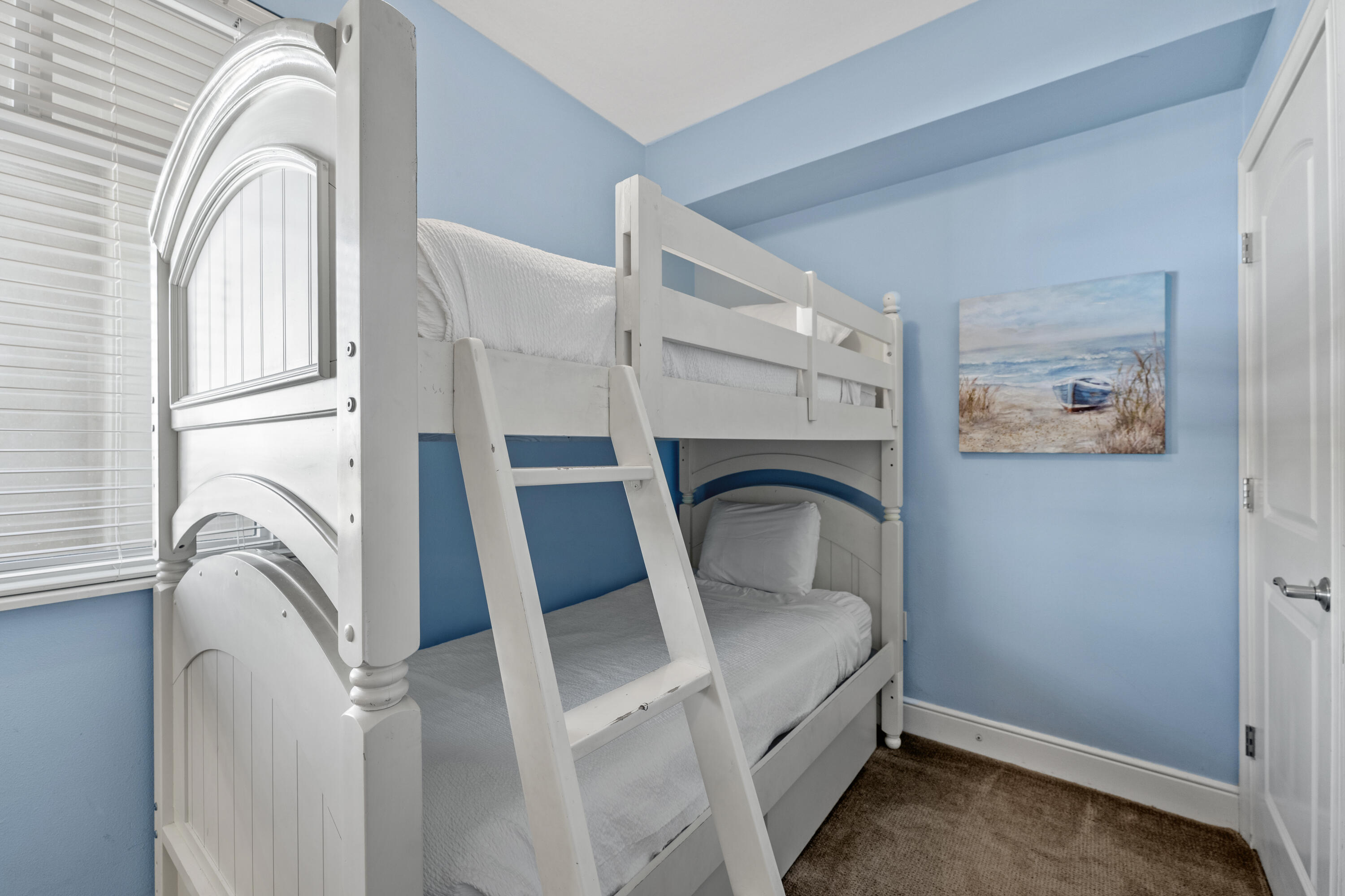 1150 Santa Rosa Boulevard, 422