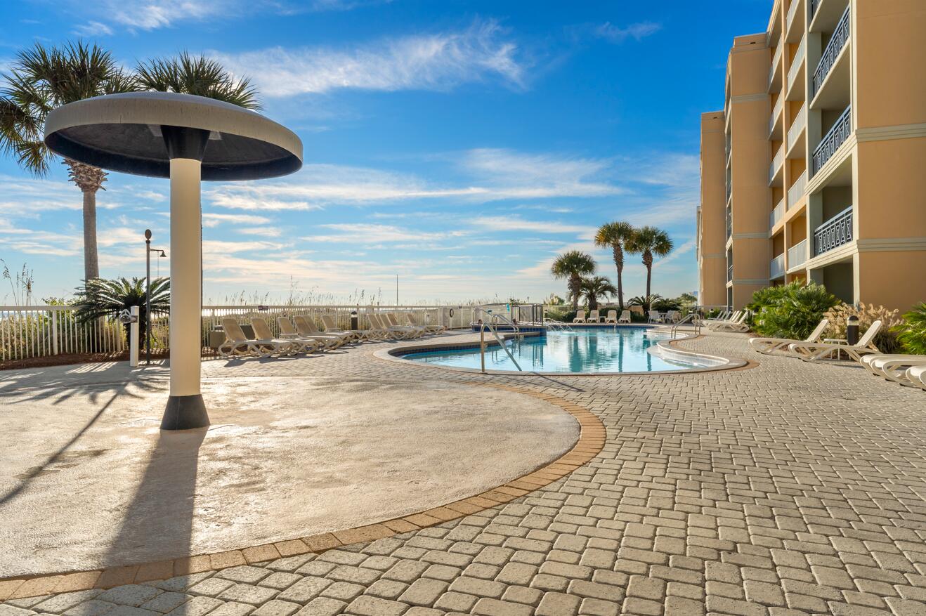1150 Santa Rosa Boulevard, 422