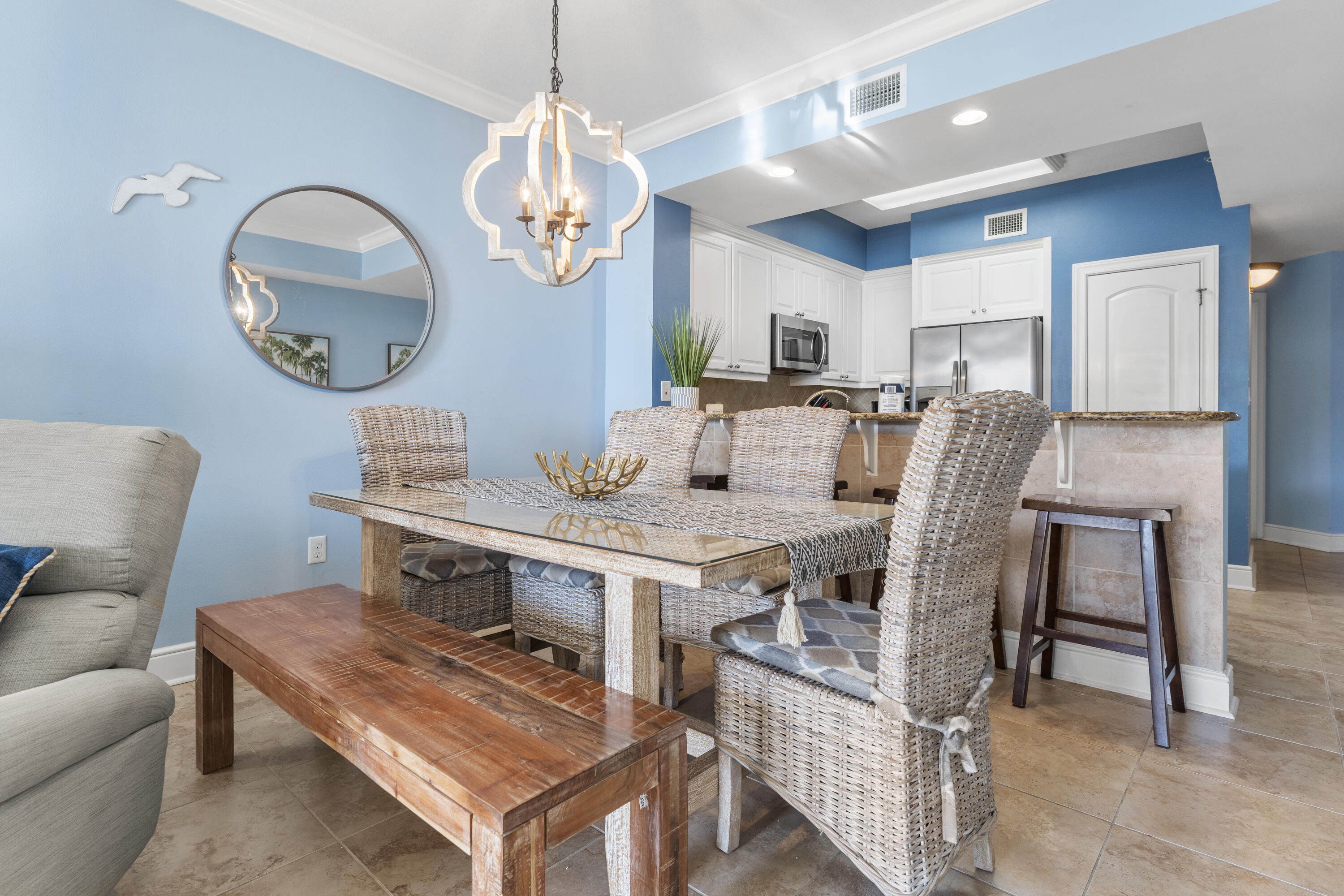1150 Santa Rosa Boulevard, 422