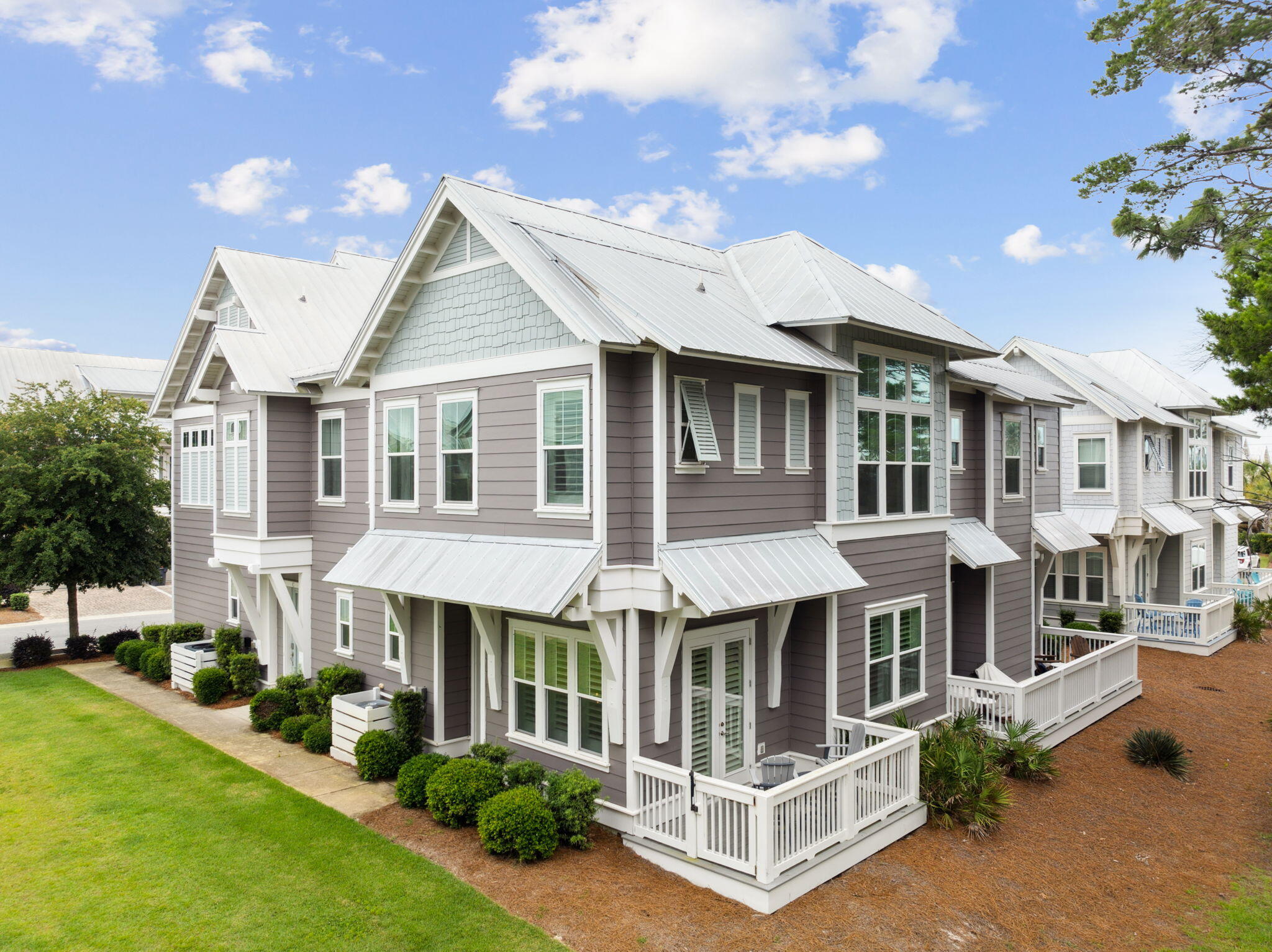 25 E Pine Lands Loop UNIT B