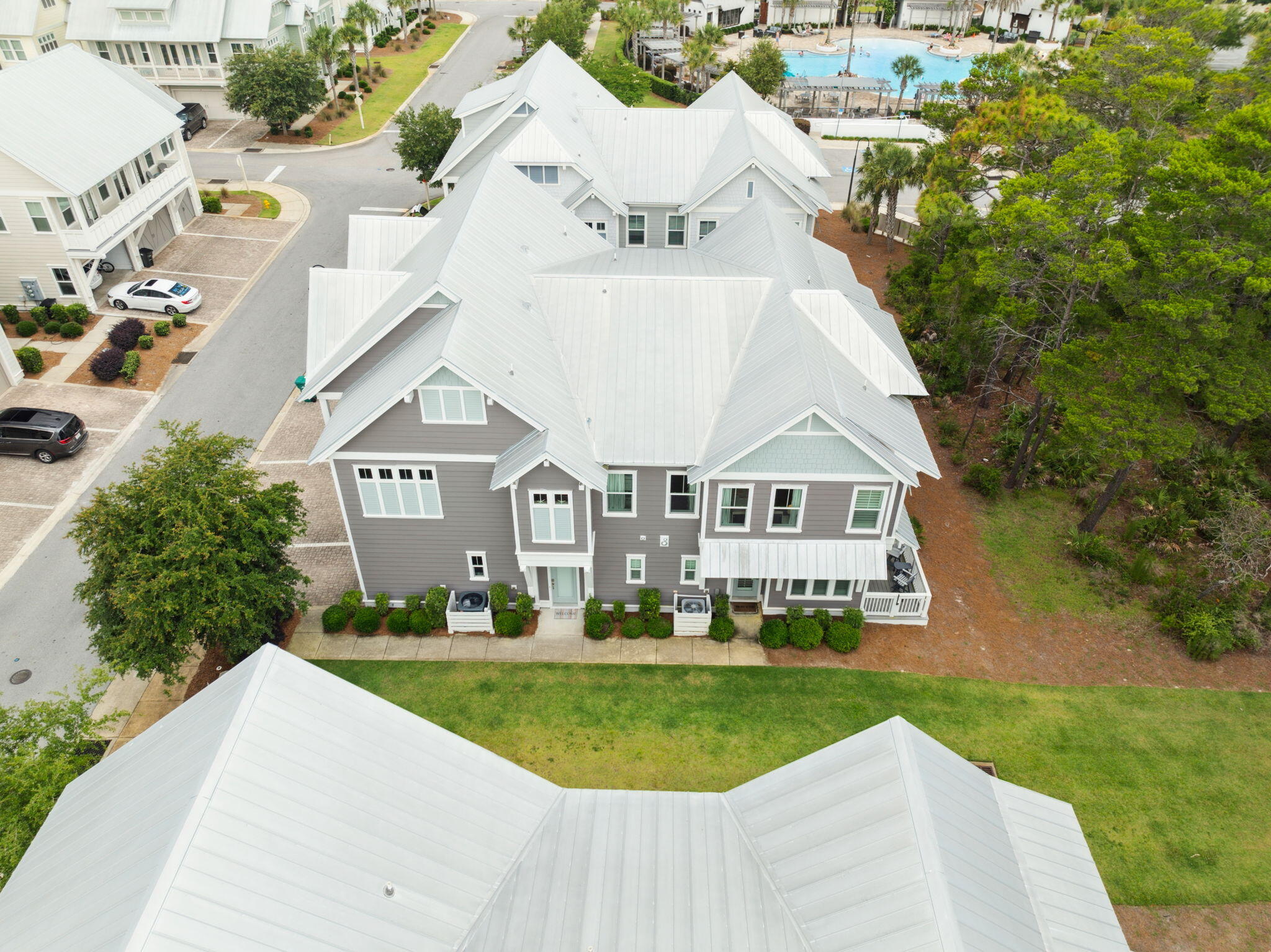 25 E Pine Lands Loop UNIT B