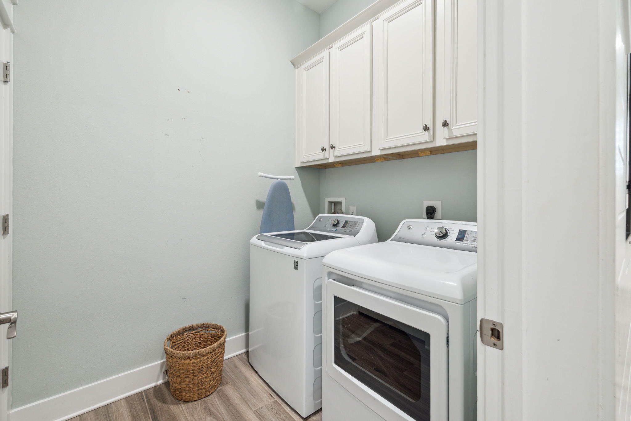 25 E Pine Lands Loop UNIT B