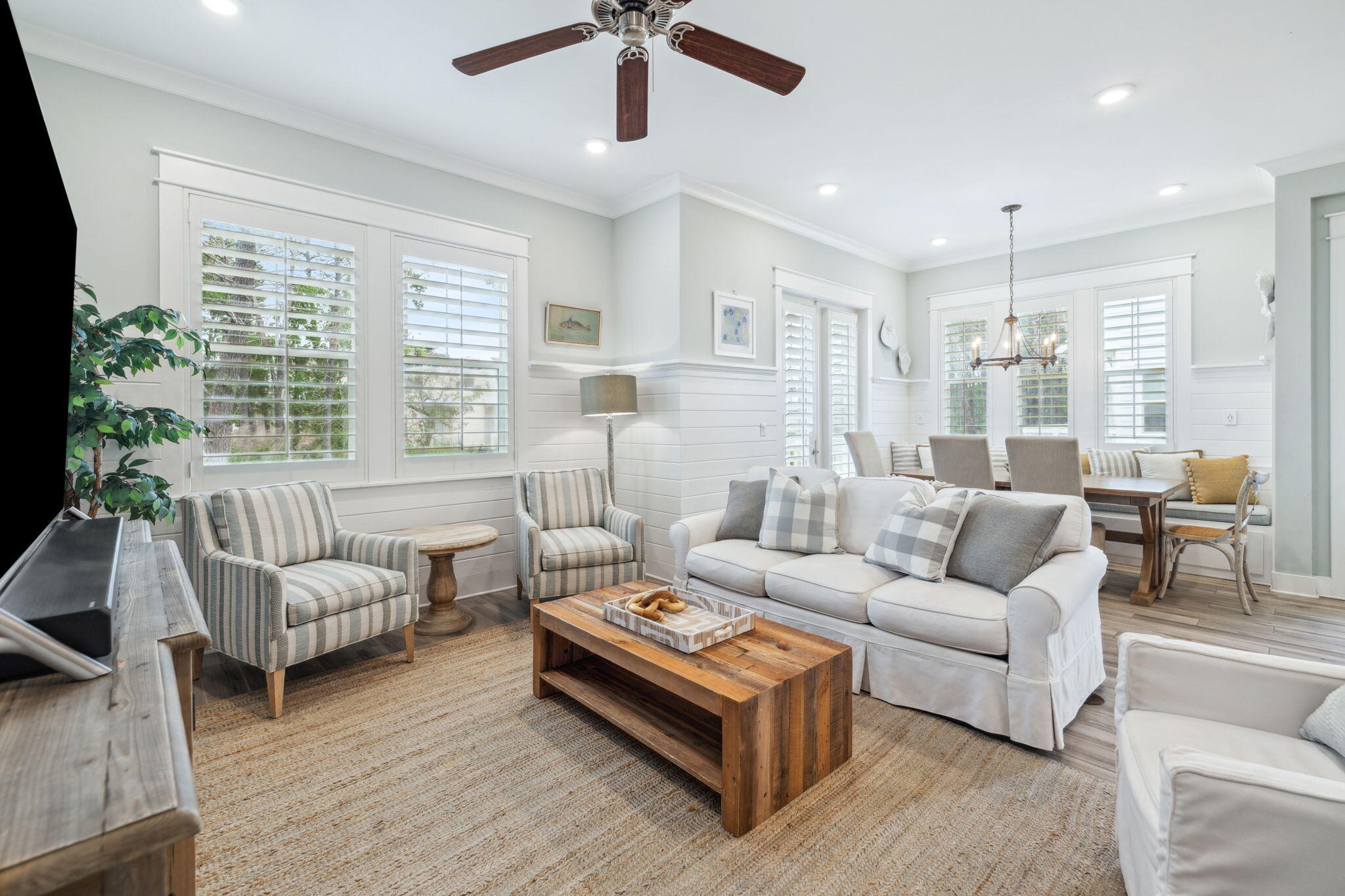 25 E Pine Lands Loop UNIT B