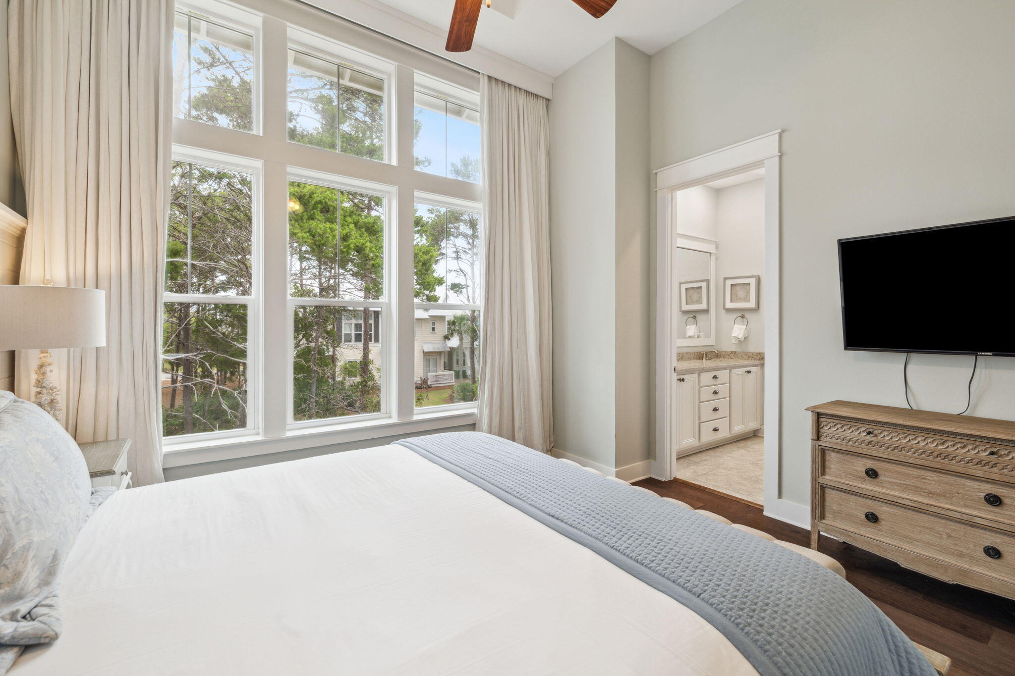 25 E Pine Lands Loop UNIT B