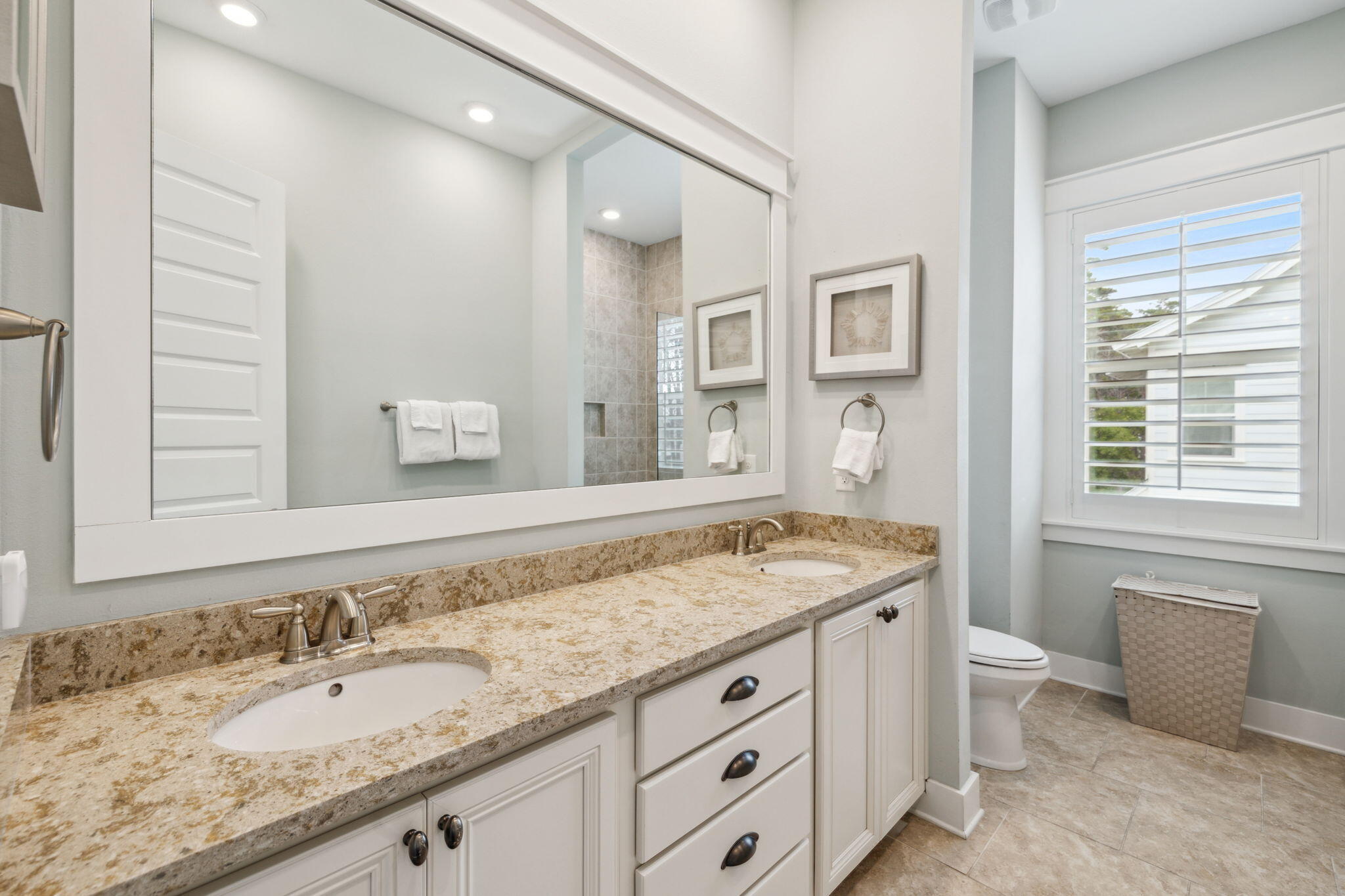 25 E Pine Lands Loop UNIT B