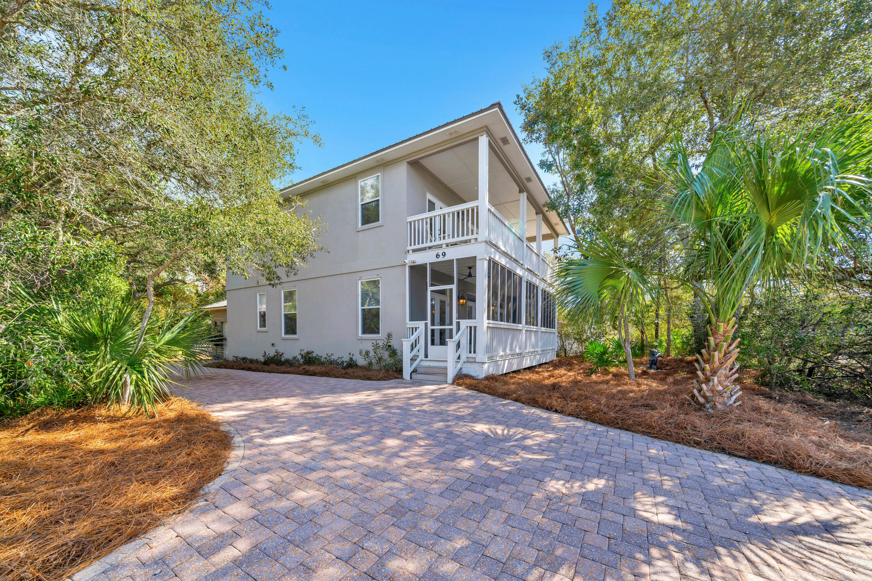 69 Lake Pointe Drive
