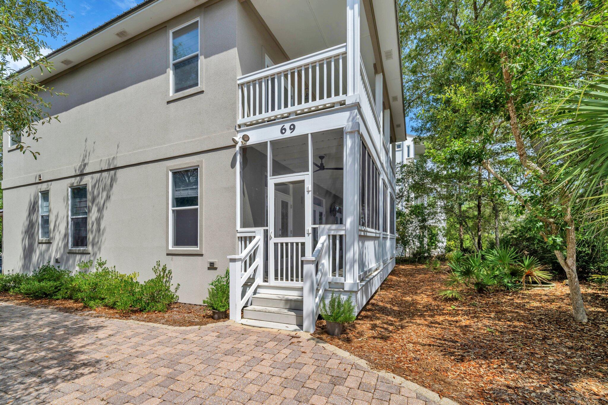 69 Lake Pointe Drive