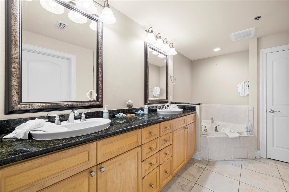 1150 Santa Rosa Boulevard 520