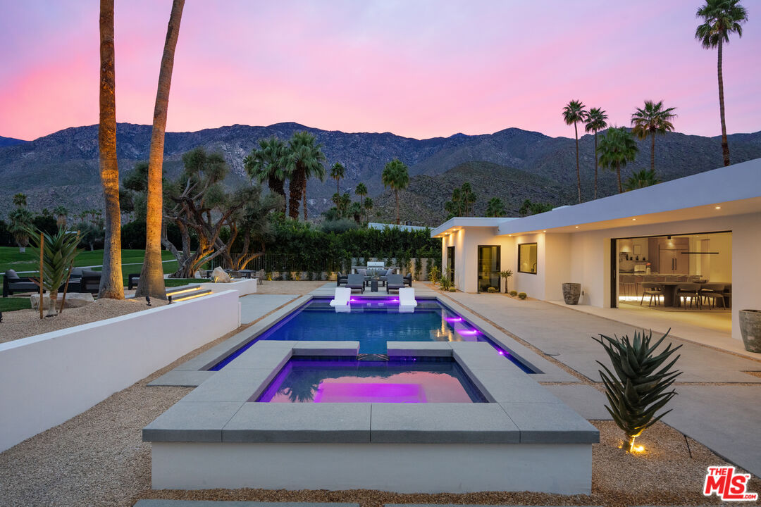 483 E Santiago Way Palm Springs CA