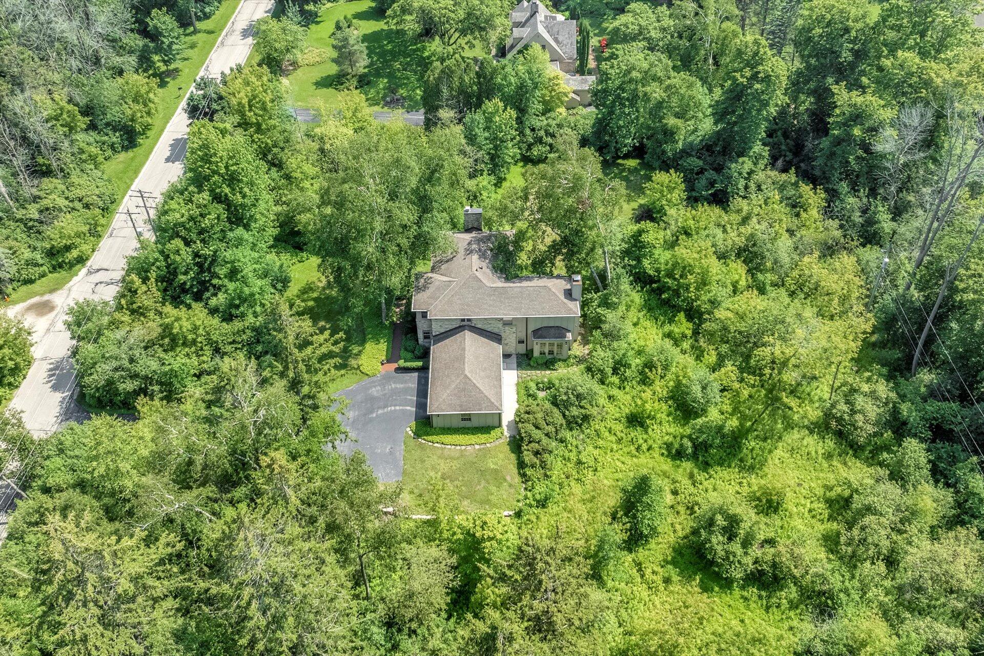 1861 E Fox Ln