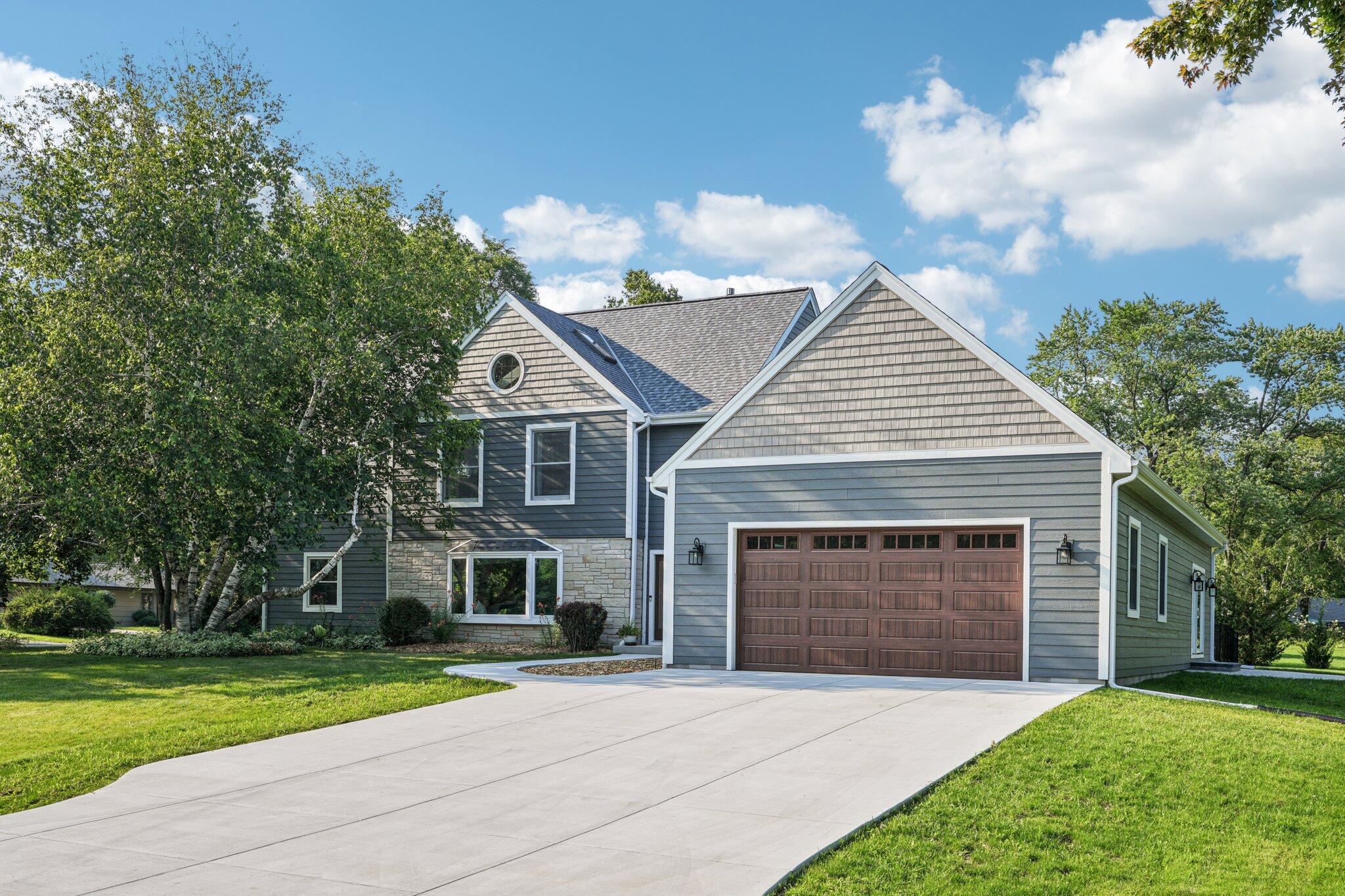 9000 N Pelham Pkwy