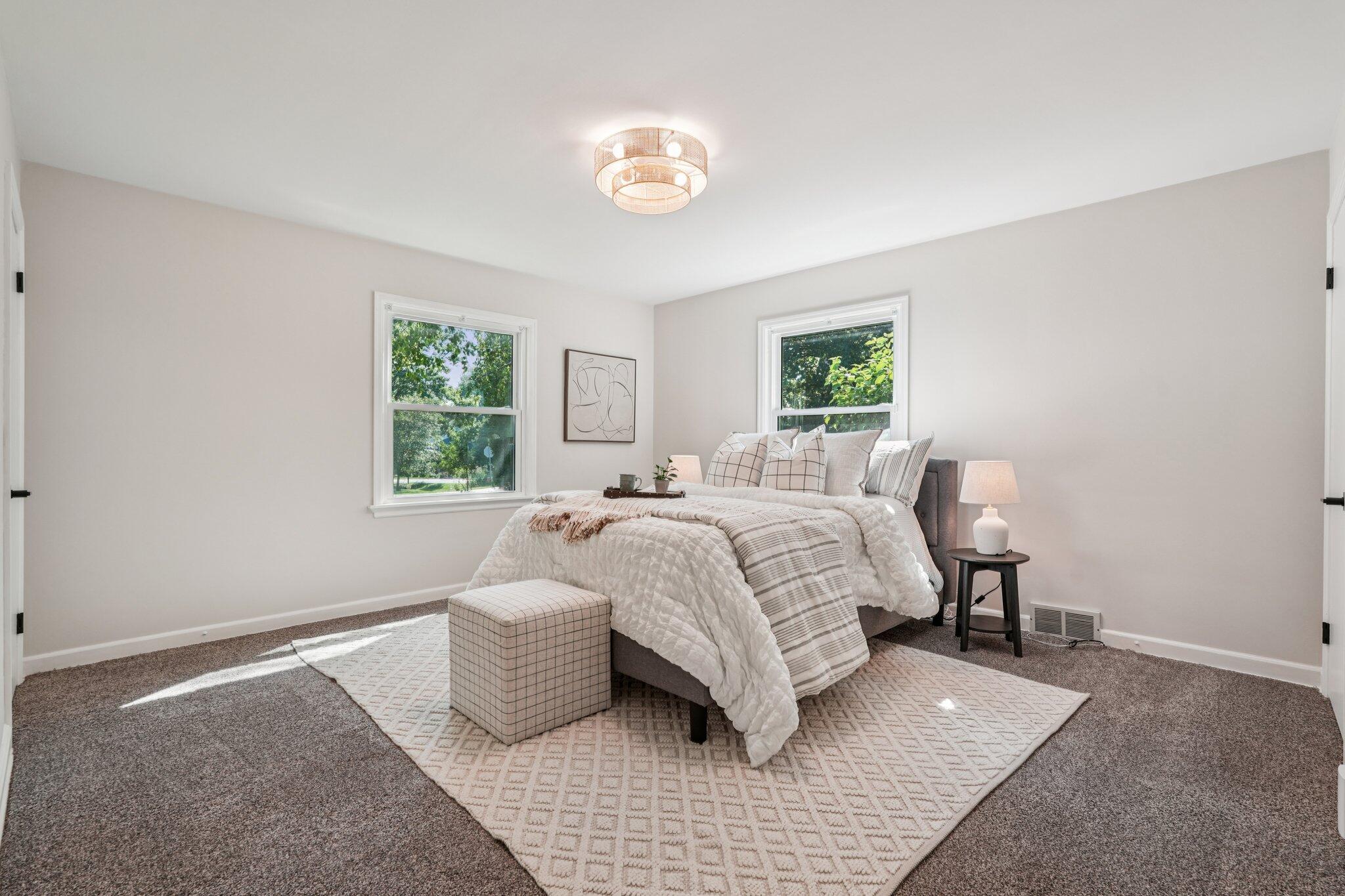 9000 N Pelham Pkwy