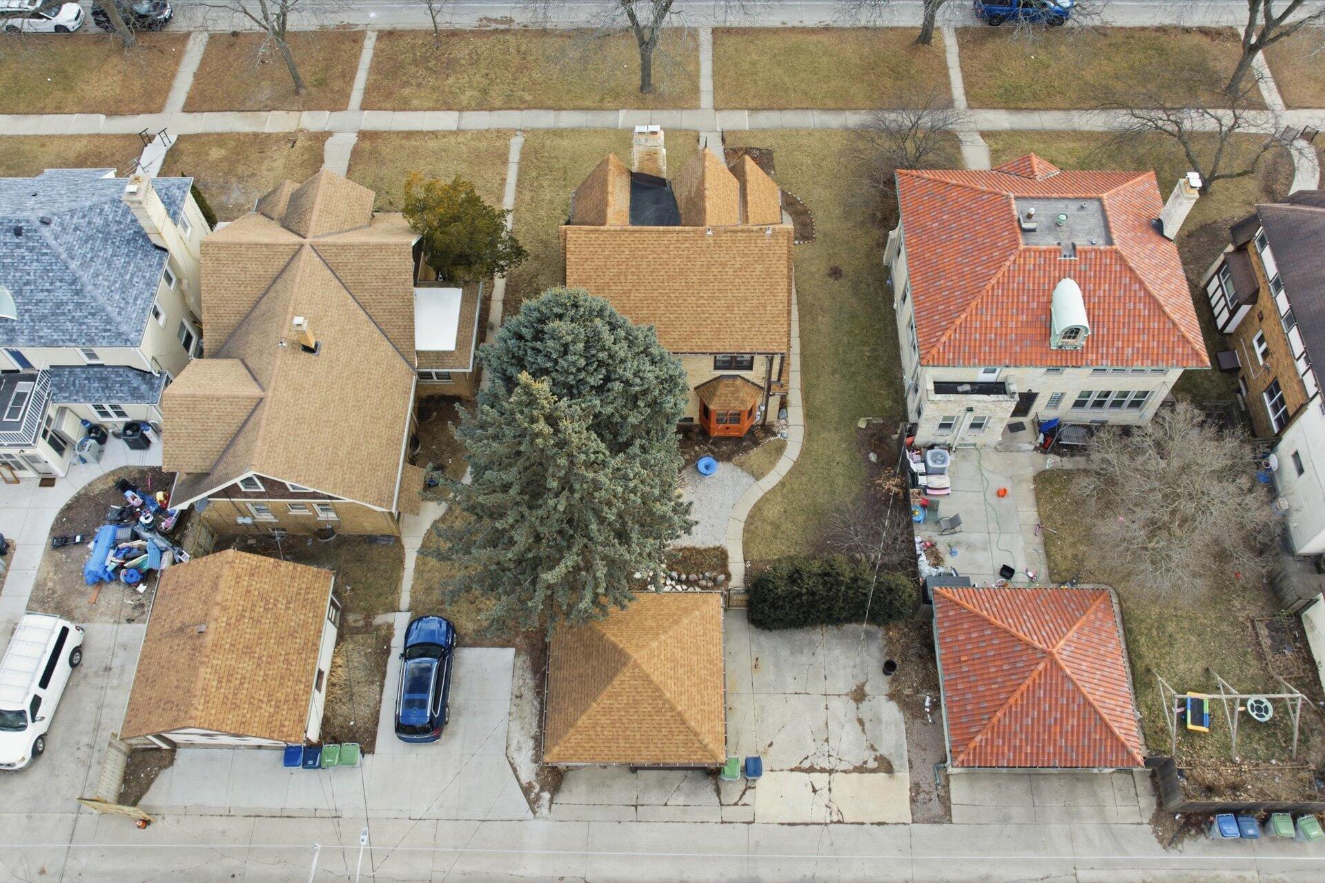3237 N 51st Blvd