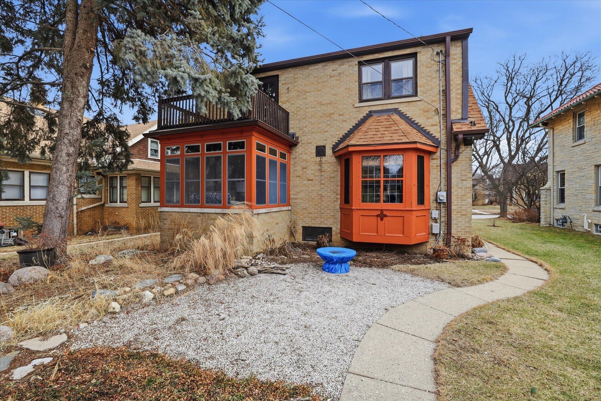 3237 N 51st Blvd