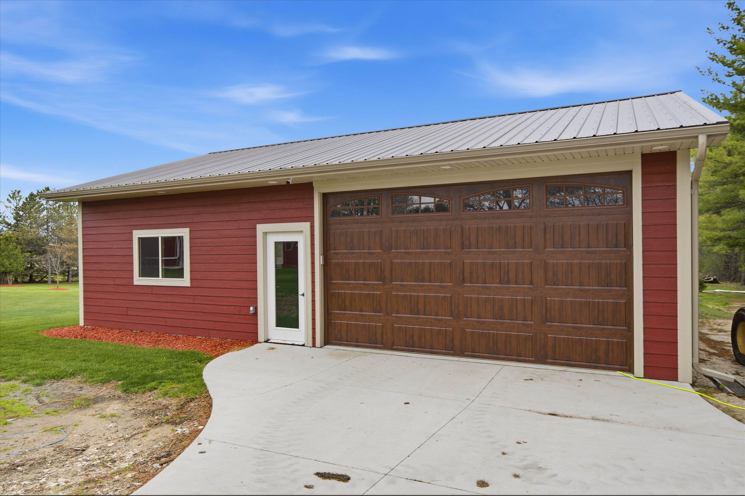 890 County Highway H -