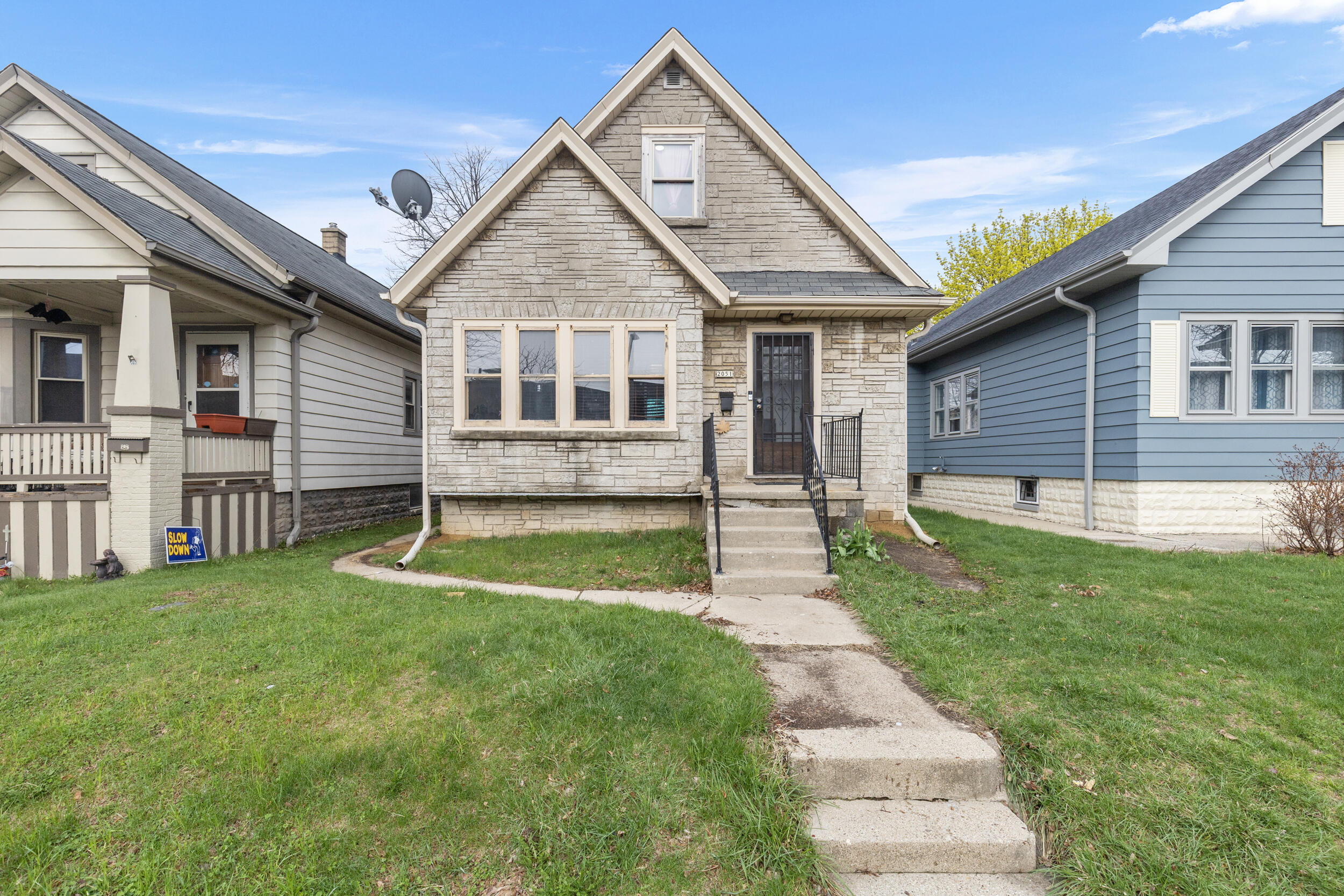 2051 S 55th St