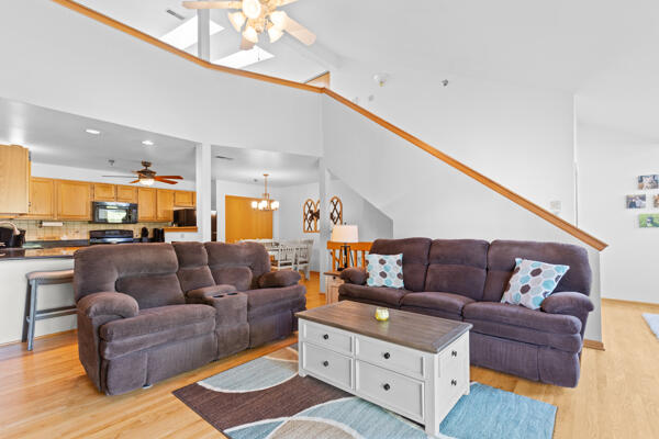 1936 Parknoll Ln