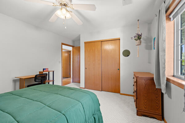 1936 Parknoll Ln