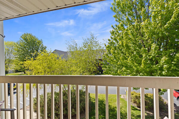 1936 Parknoll Ln