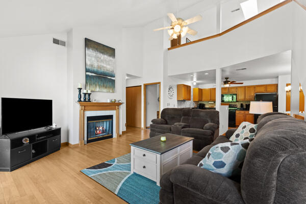 1936 Parknoll Ln