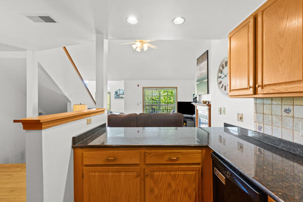 1936 Parknoll Ln