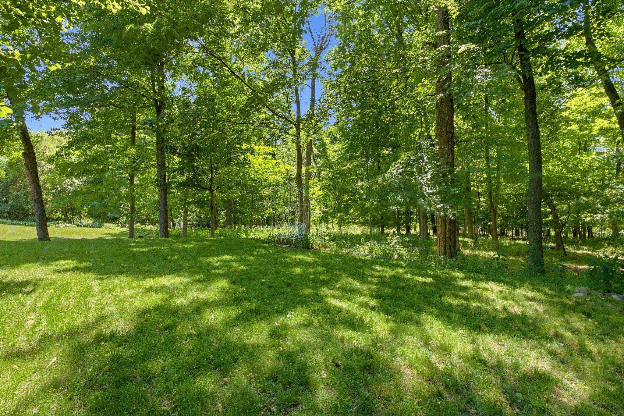 19185 Alta Vista Dr