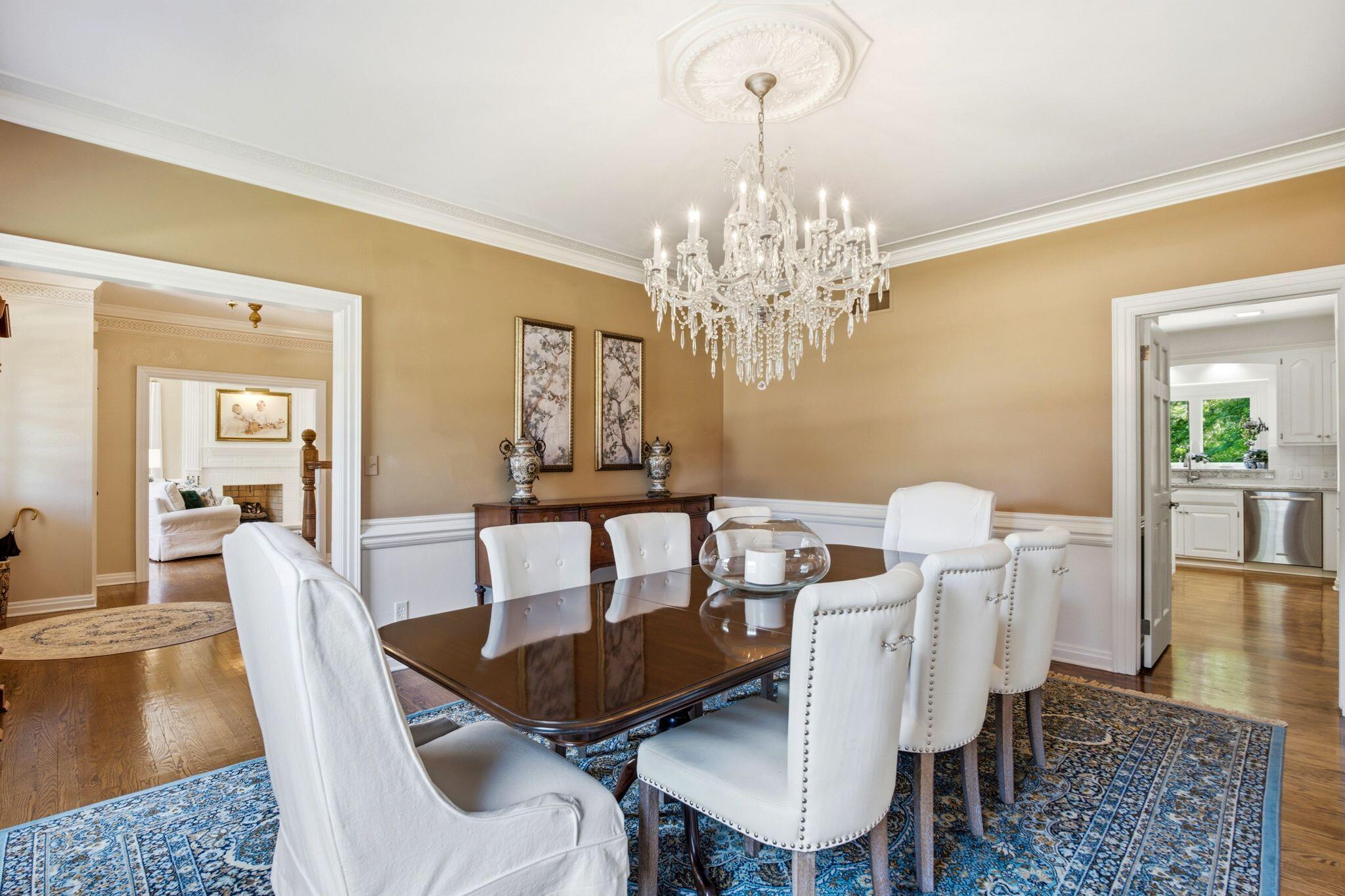 19185 Alta Vista Dr