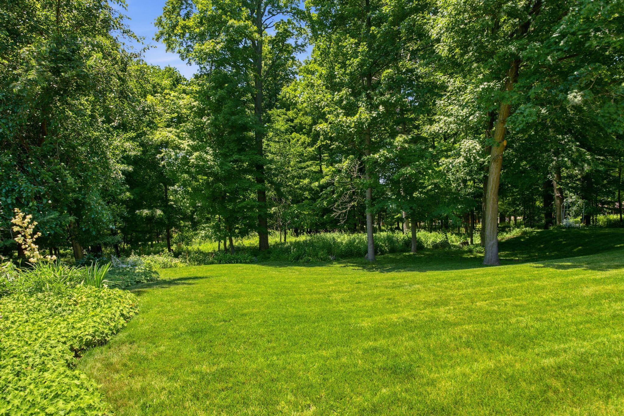 19185 Alta Vista Dr