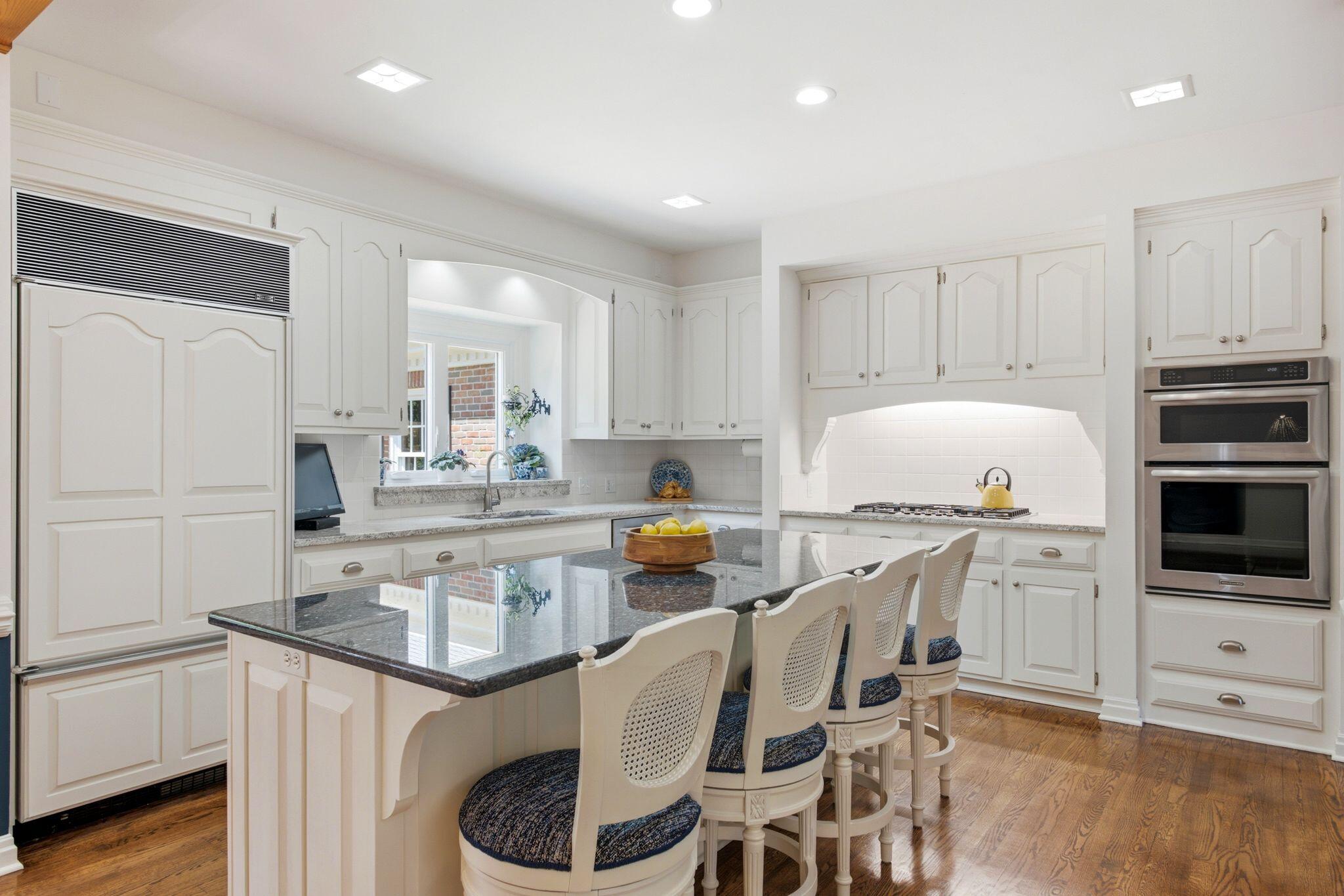 19185 Alta Vista Dr