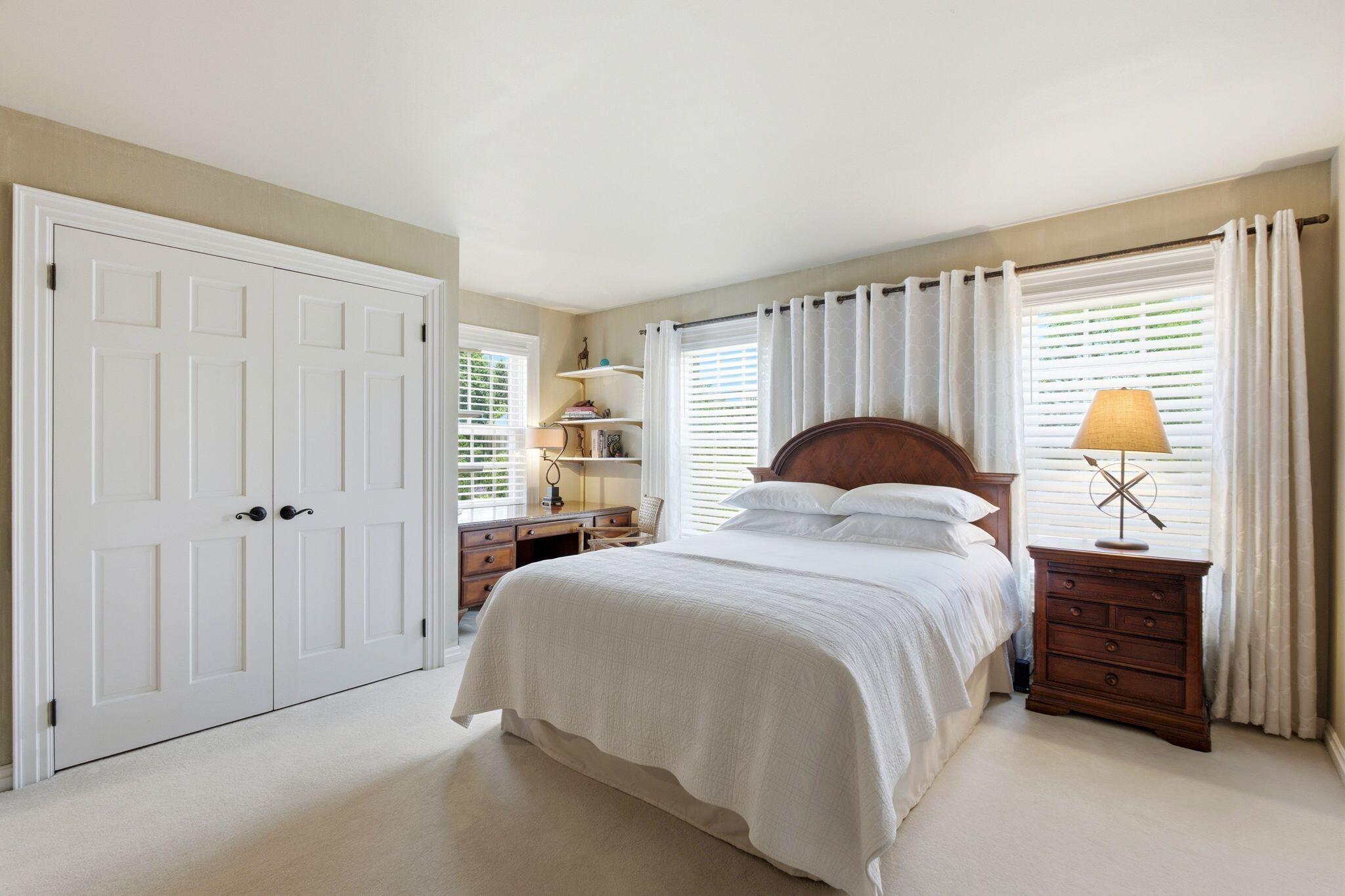 19185 Alta Vista Dr
